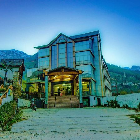 Kalinga Grand Hotel Manāli Kültér fotó