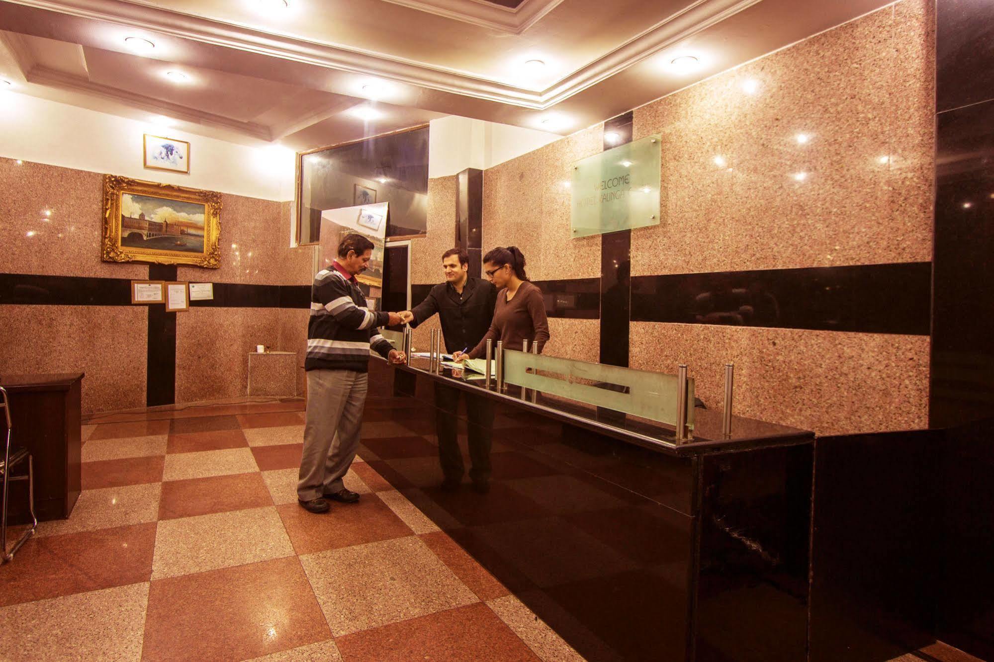 Kalinga Grand Hotel Manāli Kültér fotó