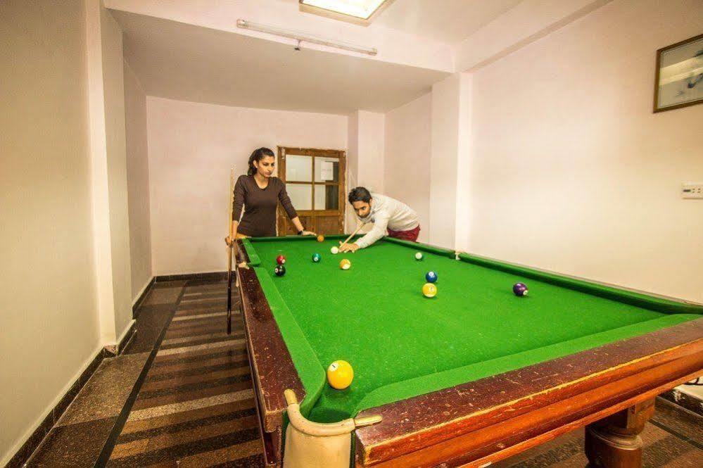 Kalinga Grand Hotel Manāli Kültér fotó